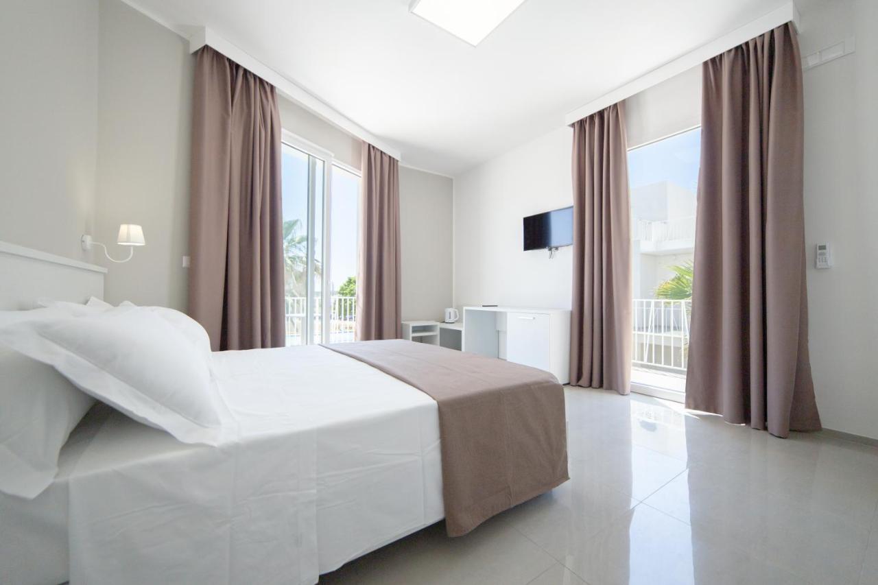Smart Hotel Ugento Torre San Giovanni Buitenkant foto