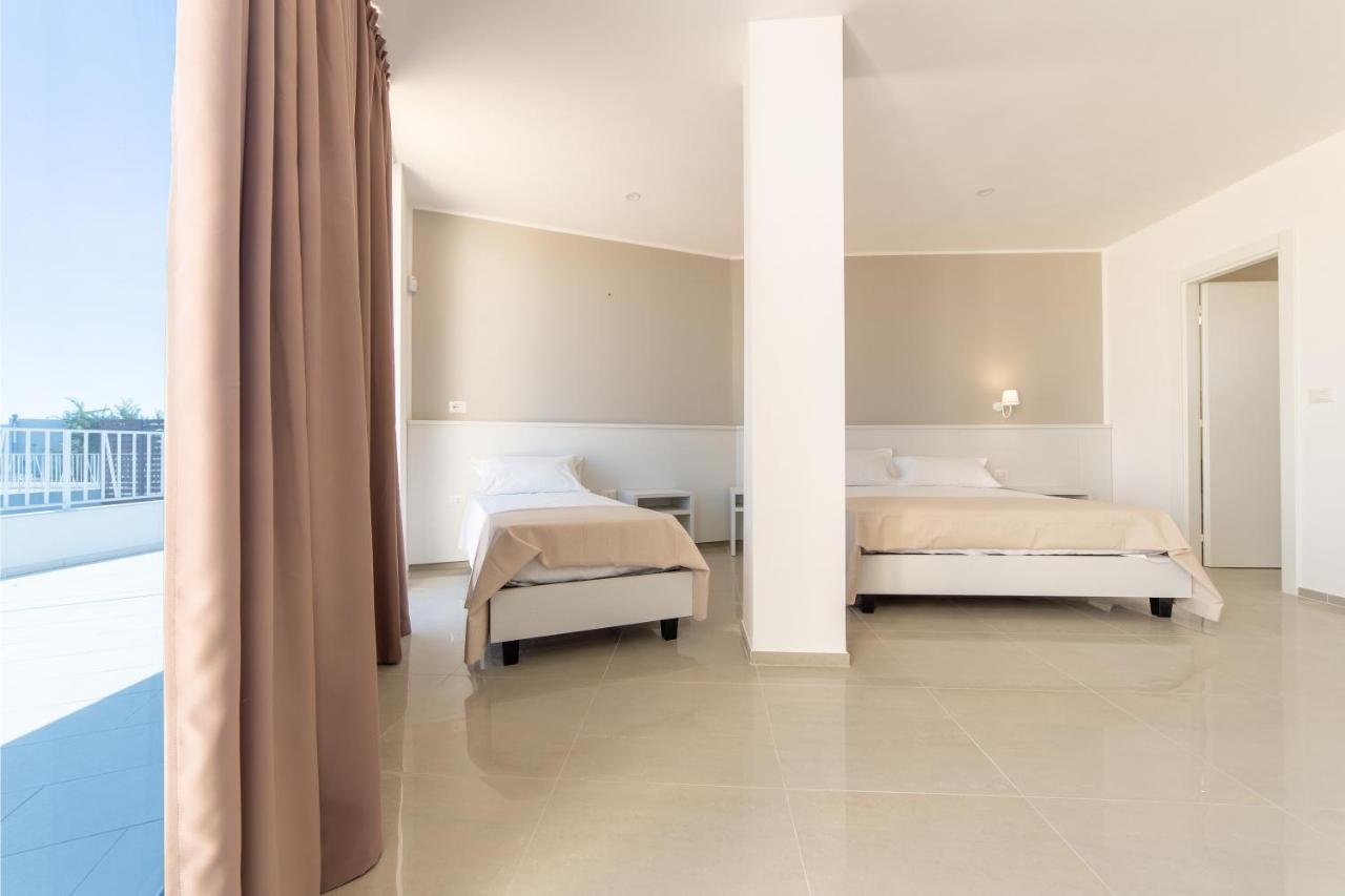 Smart Hotel Ugento Torre San Giovanni Buitenkant foto